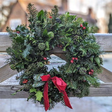 Load image into Gallery viewer, Seasonal Winter Wreath