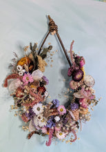 Load image into Gallery viewer, Everlasting Wreath 'Drop'