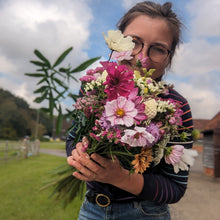 Load image into Gallery viewer, Seasonal Hand-tied Bouquet
