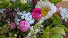 Load image into Gallery viewer, Hand-tied Bouquet Workshop

